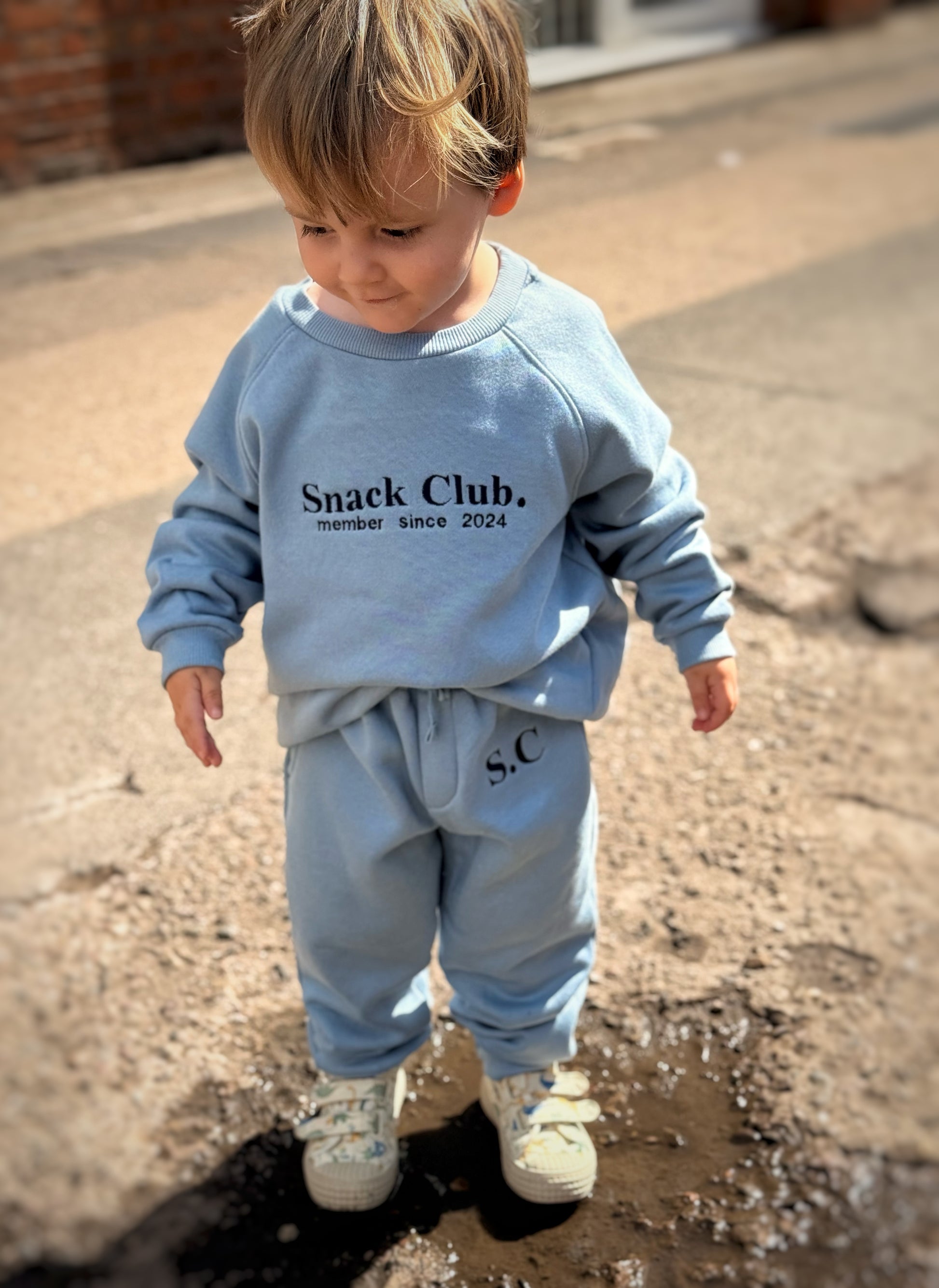 Snack Club Personalied Children's Embroidered Sweatshirt Boog and Bear
